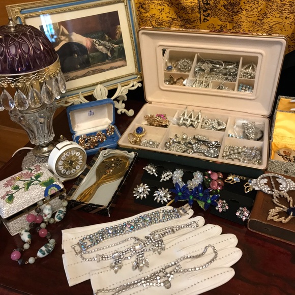 Meet your Posher, Betty - Picture 4 of 8